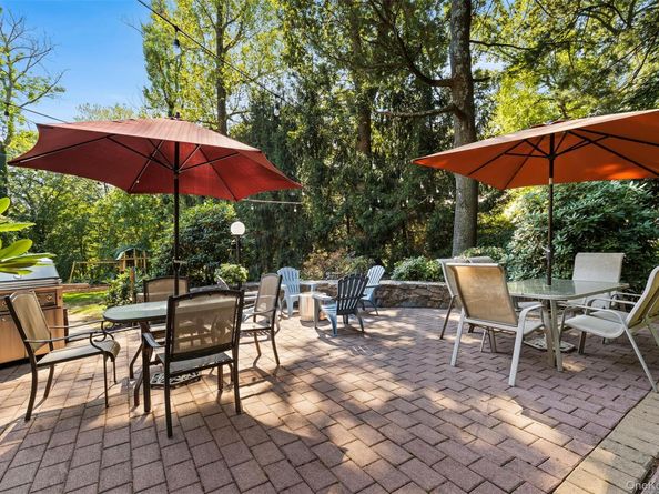 40 Penny Lane, Scarsdale NY 10583