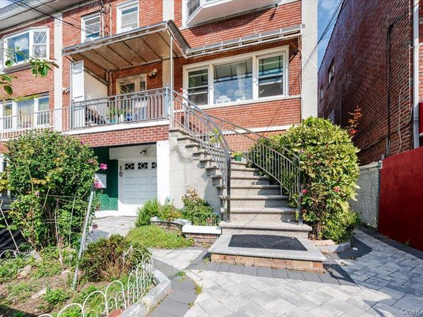 1405 E 233rd Street, Bronx NY 10466