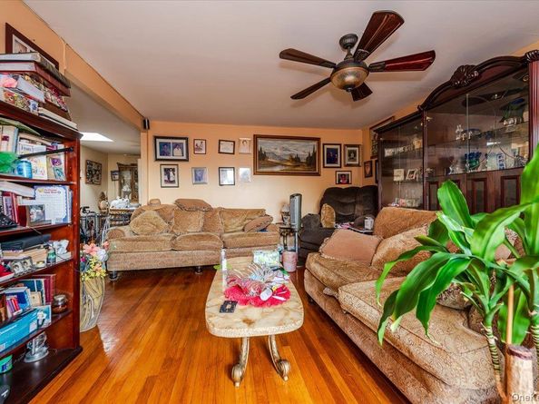 1405 E 233rd Street, Bronx NY 10466