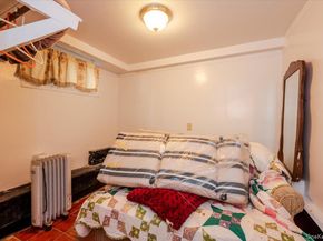 1405 E 233rd Street, Bronx NY 10466