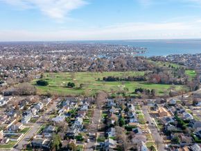 5 Huron Avenue, Massapequa NY 11758