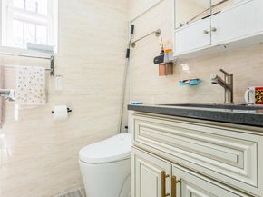 6737 180th Street, Fresh Meadows NY 11365