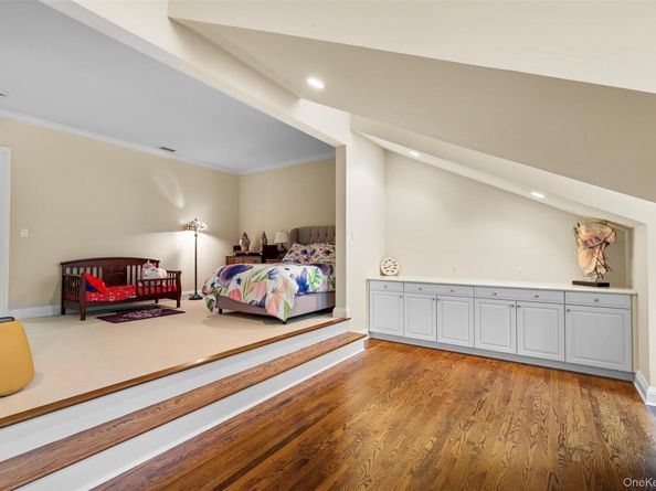 10 Shadow Tree Lane, Briarcliff Manor NY 10510