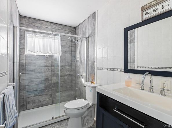 102 E 1st Street, Freeport NY 11520