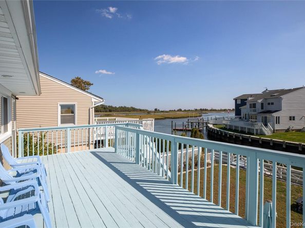 102 E 1st Street, Freeport NY 11520