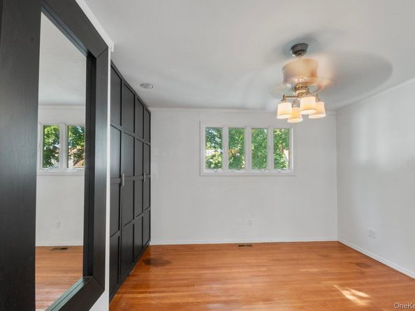 11 McGowan Lane, Central Islip NY 11722