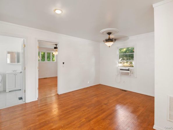 11 McGowan Lane, Central Islip NY 11722