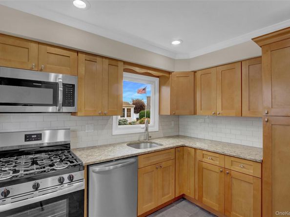 63 Kirkwood Street, Long Beach NY 11561