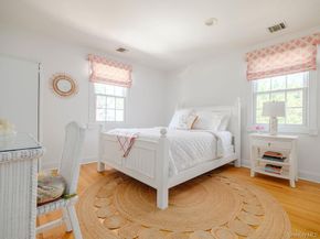 10947 N Bayview Road, Southold NY 11971