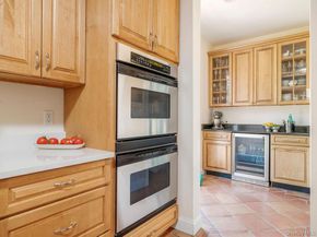 10947 N Bayview Road, Southold NY 11971