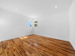 9 Grayston Street, Westbury NY 11590