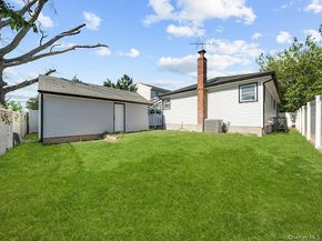 9 Grayston Street, Westbury NY 11590