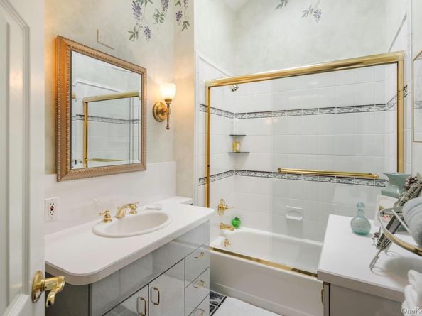 283 Horseshoe Circle, Ossining NY 10562