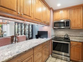 283 Horseshoe Circle, Ossining NY 10562