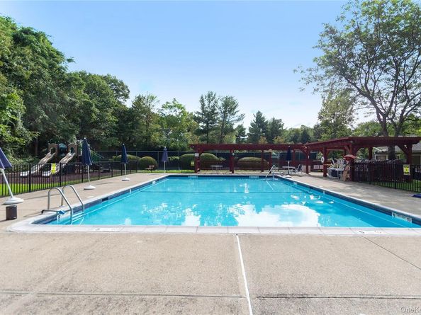 283 Horseshoe Circle, Ossining NY 10562