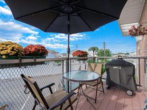 4 Rose Street 6 2A, Oceanside NY 11572