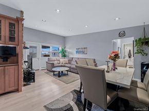 4 Rose Street 6 2A, Oceanside NY 11572