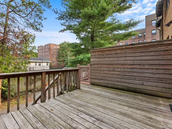 311 Hayward Avenue, Fleetwood NY 10552