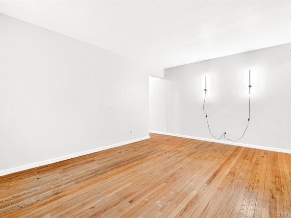 770 Bronx River Road A36, Bronxville NY 10708