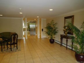 3 Consulate Drive 4L, Tuckahoe NY 10707