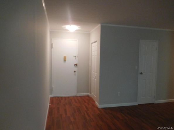 3 Consulate Drive 4L, Tuckahoe NY 10707