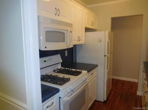 3 Consulate Drive 4L, Tuckahoe NY 10707