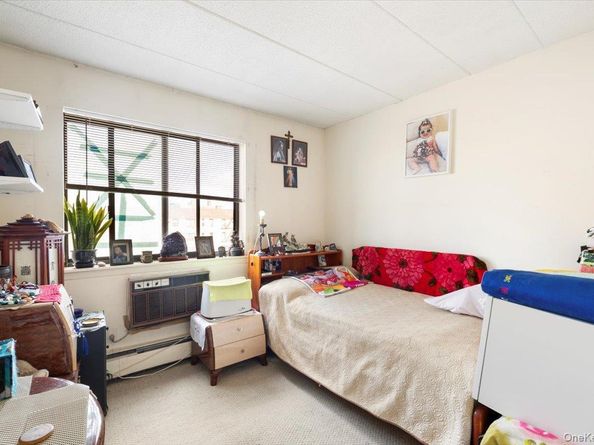 35-20 147th Street 8C, Flushing NY 11354