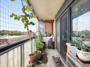 35-20 147th Street 8C, Flushing NY 11354