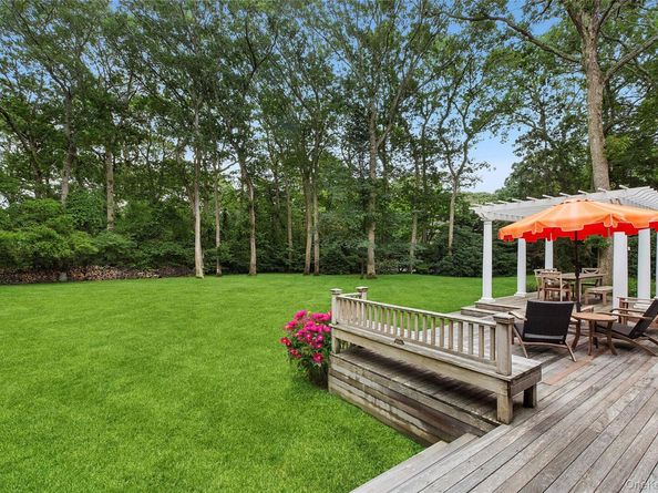55 Cedar Lane W, Remsenburg NY 11960