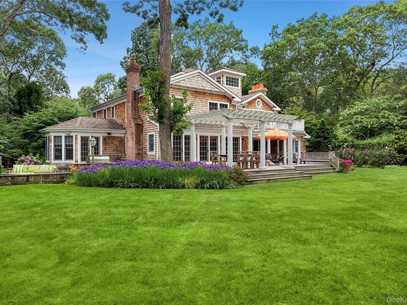 55 Cedar Lane W, Remsenburg NY 11960