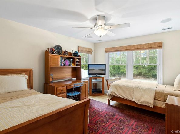 55 Cedar Lane W, Remsenburg NY 11960