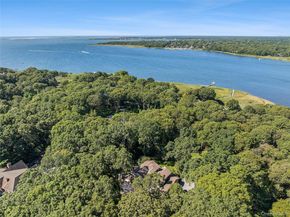 55 Cedar Lane W, Remsenburg NY 11960