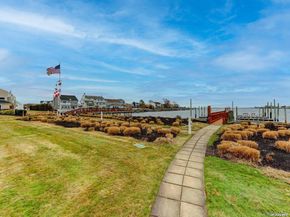 100-18 Baker Court, Island Park NY 11558