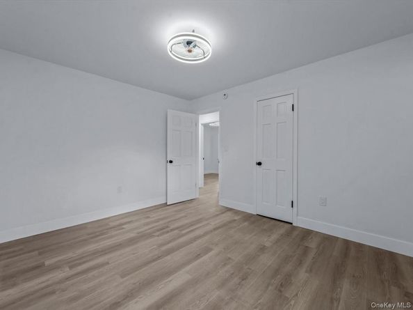233 Lee Avenue, Hicksville NY 11801