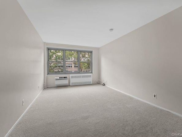 56 Doyer Avenue 3D, White Plains NY 10605