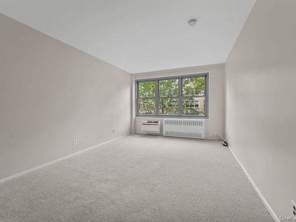 56 Doyer Avenue 3D, White Plains NY 10605