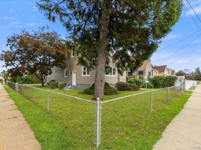 1686 Rosalind Avenue, Elmont NY 11003