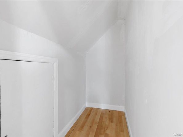 1686 Rosalind Avenue, Elmont NY 11003