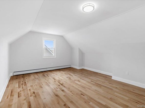 1686 Rosalind Avenue, Elmont NY 11003