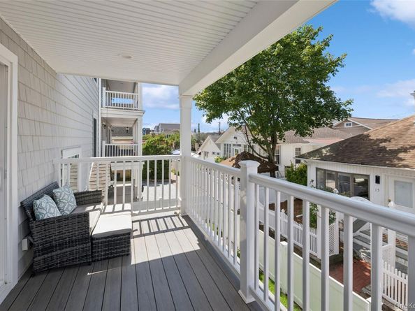 16 September Walk, Long Beach NY 11561