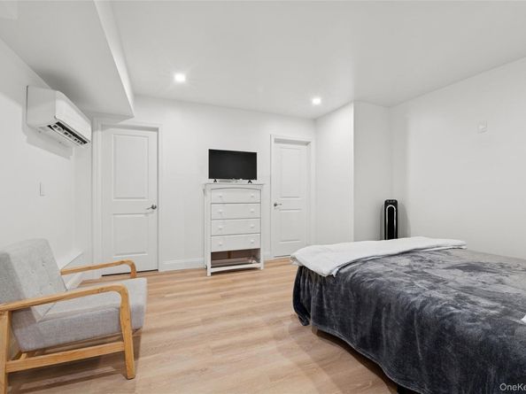 16 September Walk, Long Beach NY 11561