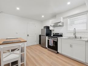 16 September Walk, Long Beach NY 11561