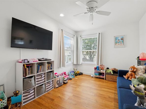 16 September Walk, Long Beach NY 11561