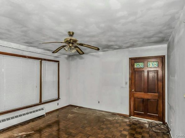 291 Lincoln Street, Franklin Square NY 11010