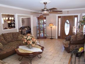 85 Oakland Avenue, Lynbrook NY 11563