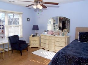 85 Oakland Avenue, Lynbrook NY 11563