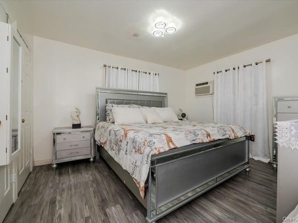 541 Bedford Avenue, Uniondale NY 11553