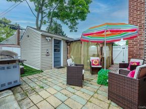541 Bedford Avenue, Uniondale NY 11553