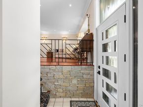 14 John Drive, Old Bethpage NY 11804