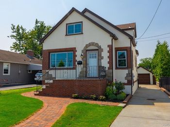 94 Alhambra Road